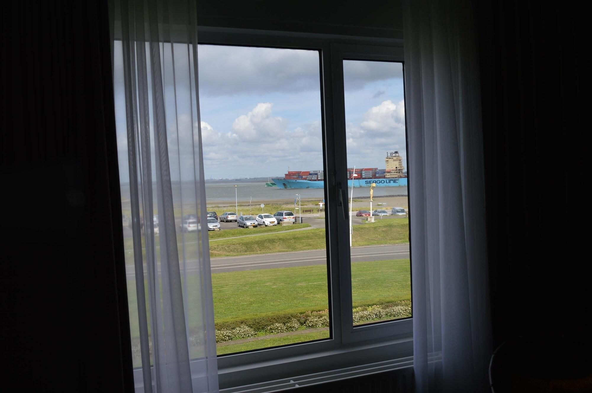Hotel De Blaauwe Leeuw Terneuzen Ngoại thất bức ảnh